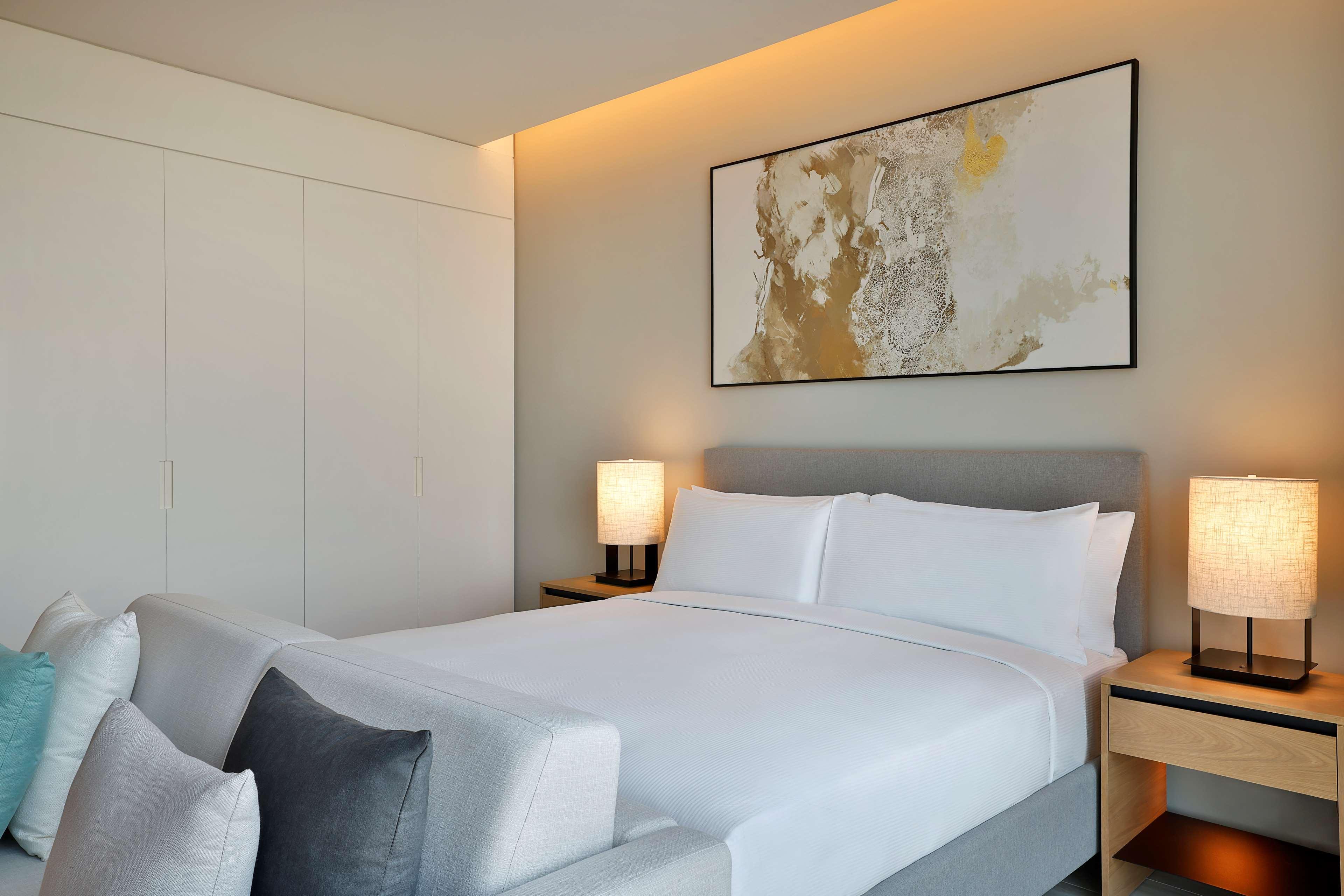 Doubletree By Hilton Abu Dhabi Yas Island Residences Экстерьер фото
