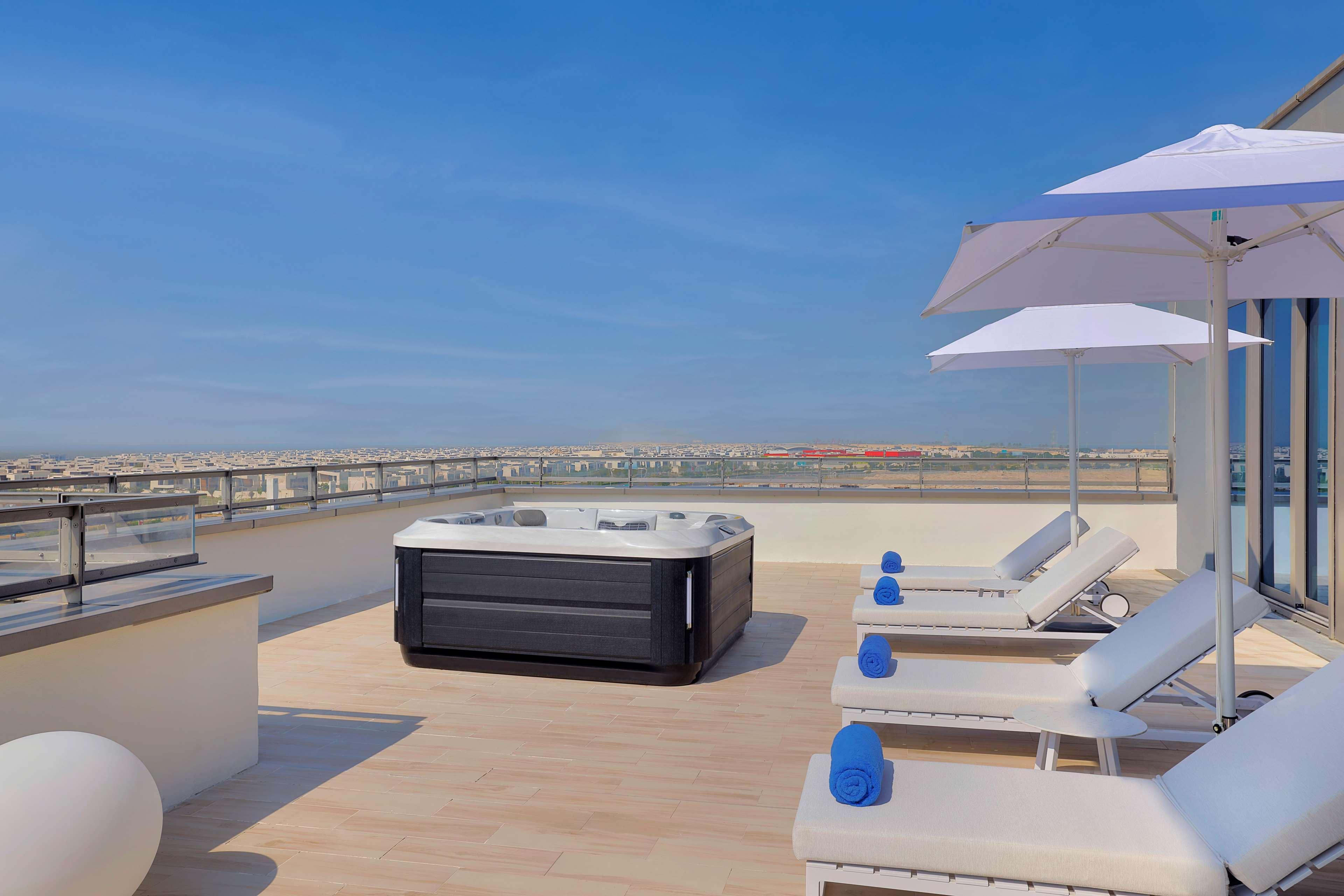 Doubletree By Hilton Abu Dhabi Yas Island Residences Экстерьер фото