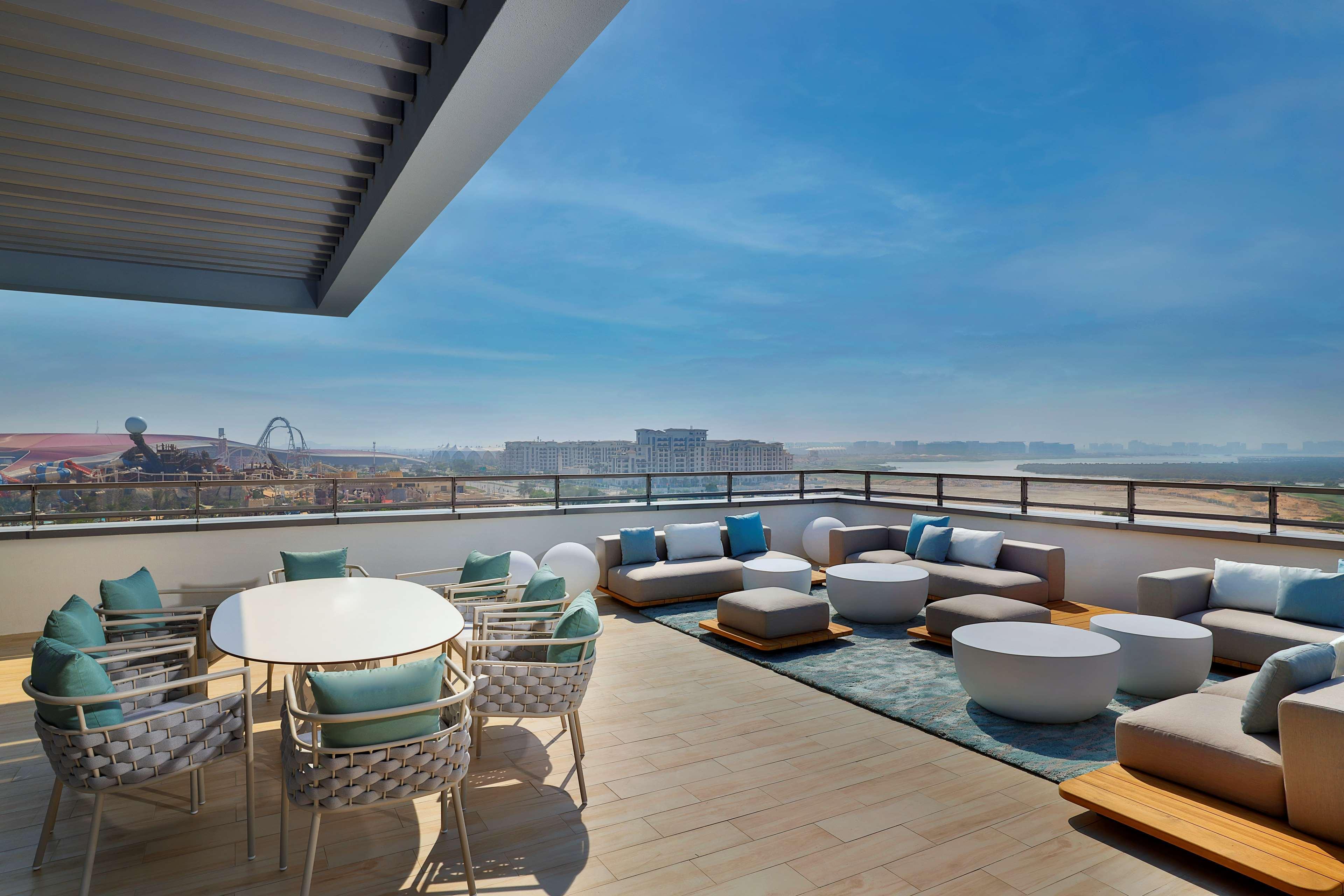 Doubletree By Hilton Abu Dhabi Yas Island Residences Экстерьер фото