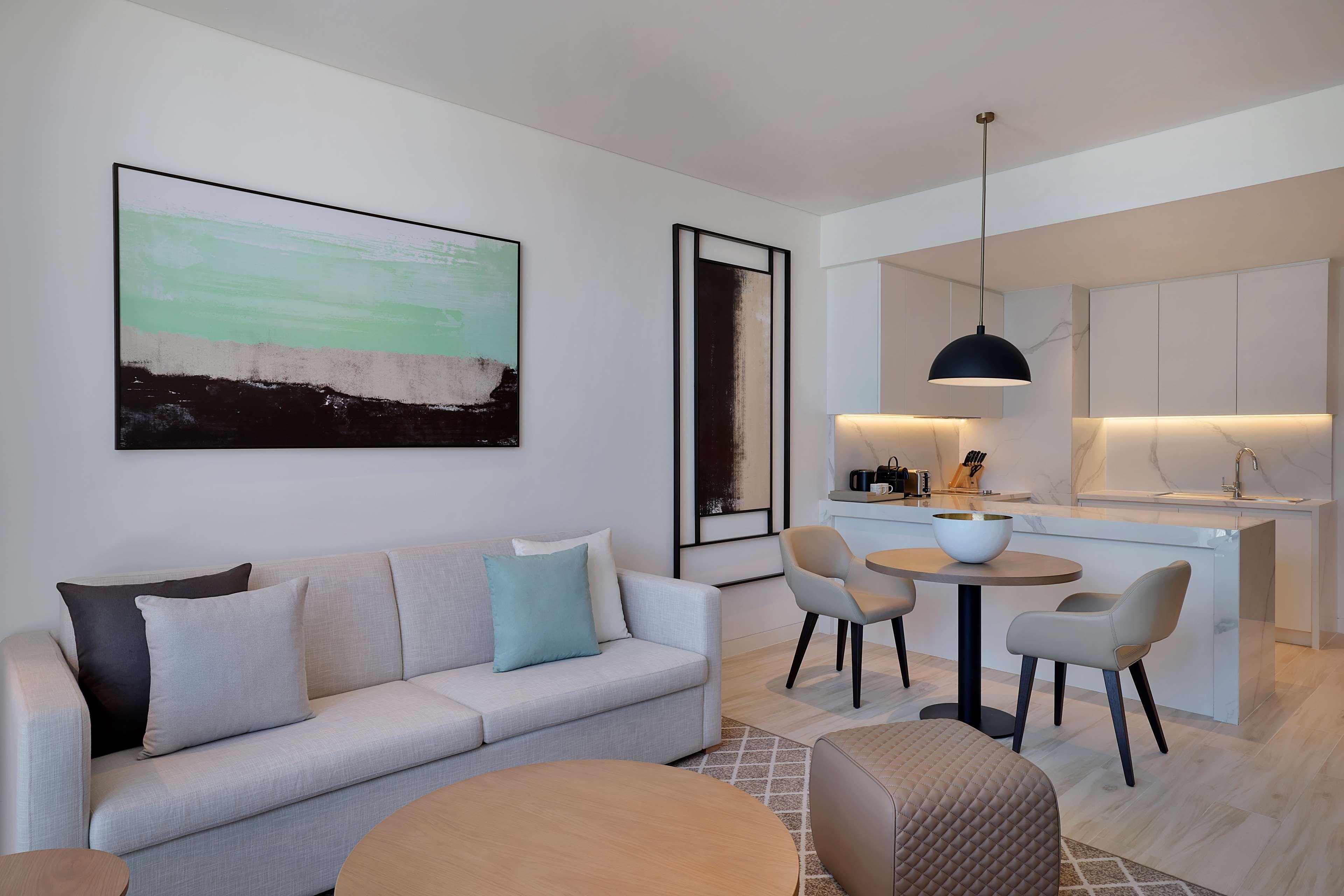 Doubletree By Hilton Abu Dhabi Yas Island Residences Экстерьер фото