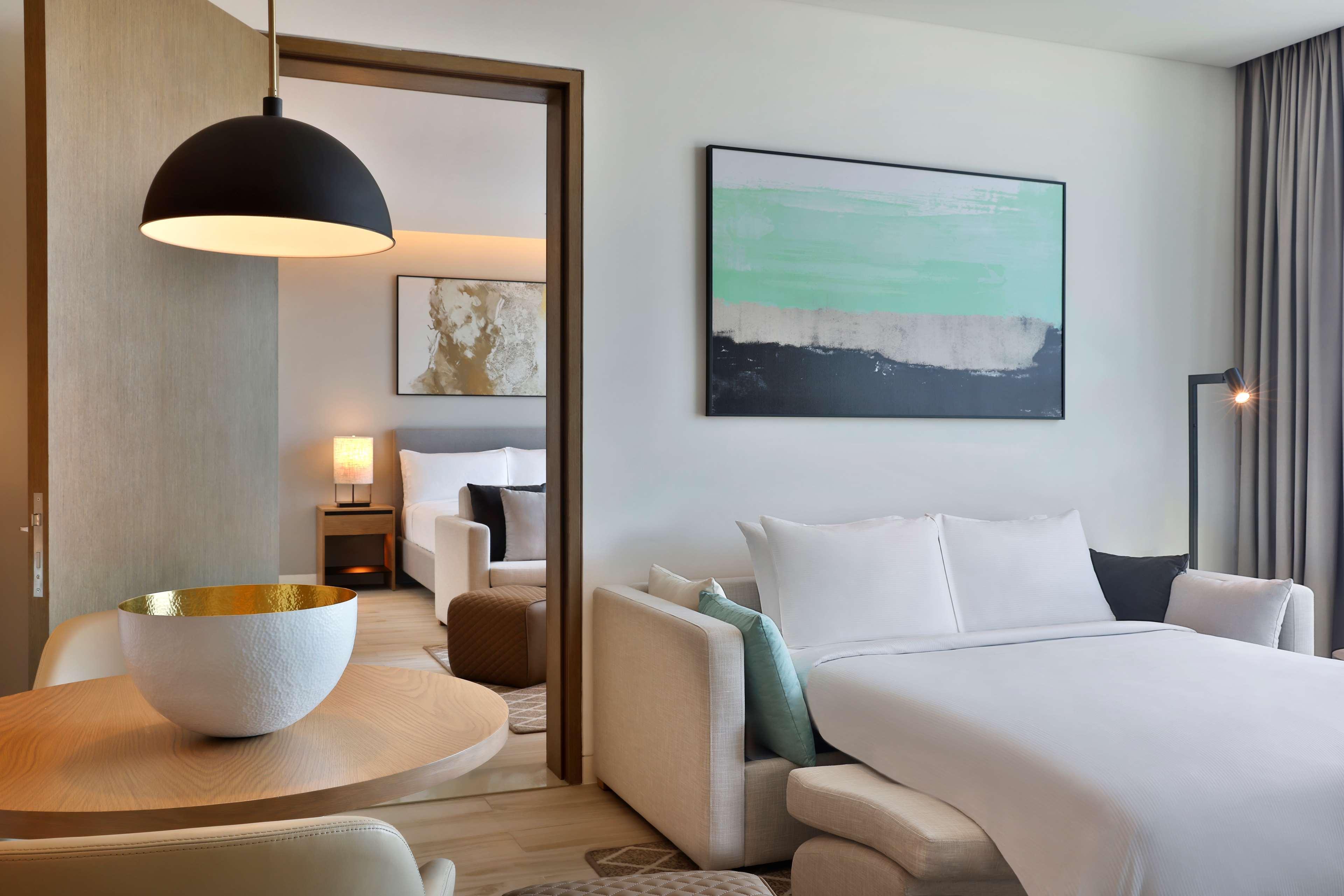 Doubletree By Hilton Abu Dhabi Yas Island Residences Экстерьер фото