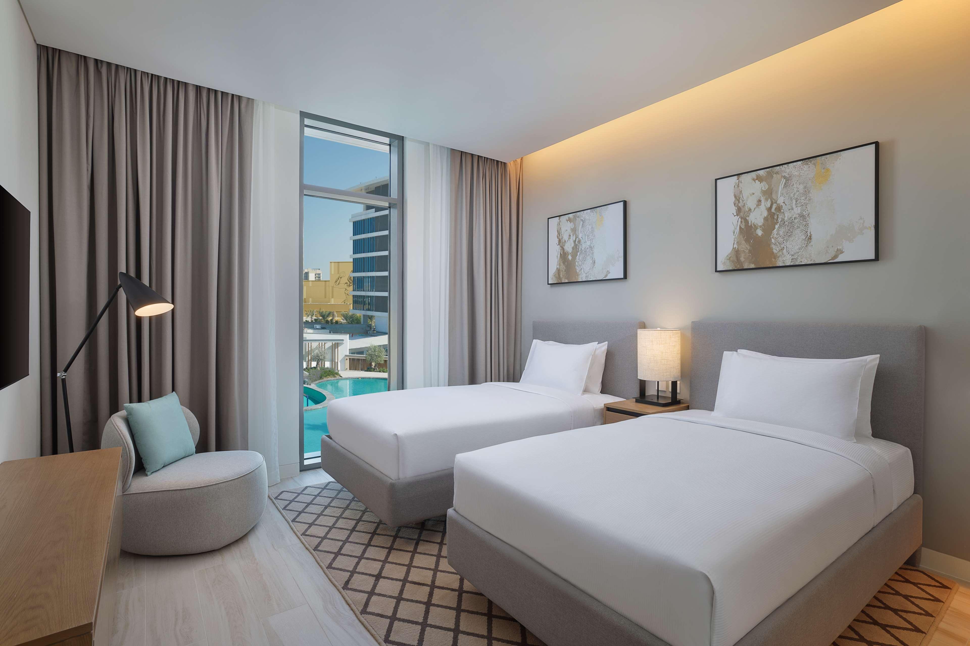 Doubletree By Hilton Abu Dhabi Yas Island Residences Экстерьер фото