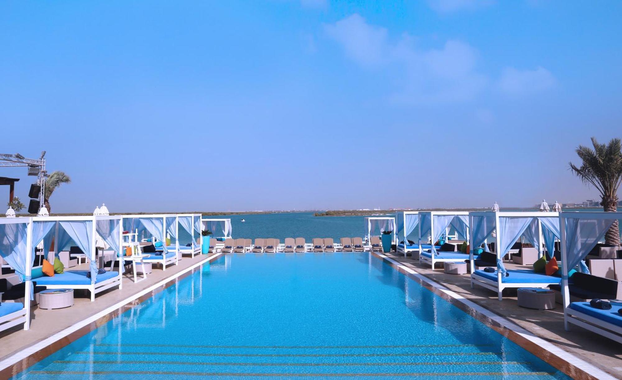 Doubletree By Hilton Abu Dhabi Yas Island Residences Экстерьер фото